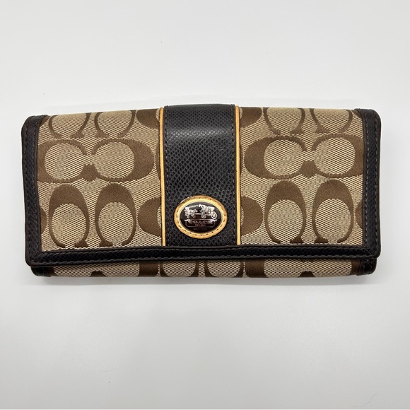 Coach Signature Wallet - Picture 3 of 10